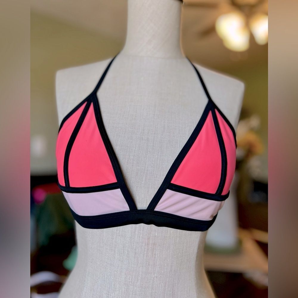 XHILARATION Vintage Bikini top NWOT